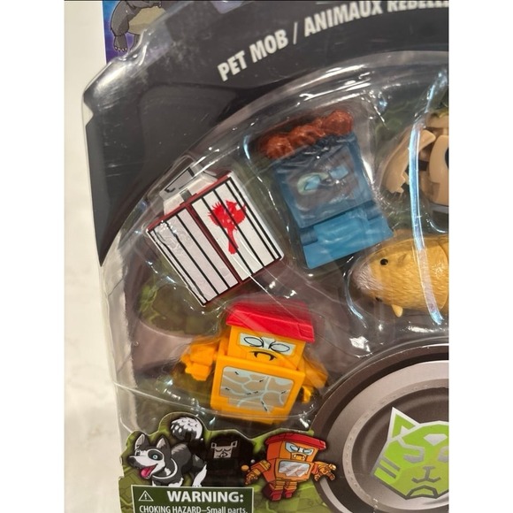Transformers BotBots Ruckus Rally Pet Mob 8-Pack Netflix Series Hasbro Figures - Picture 5 of 5